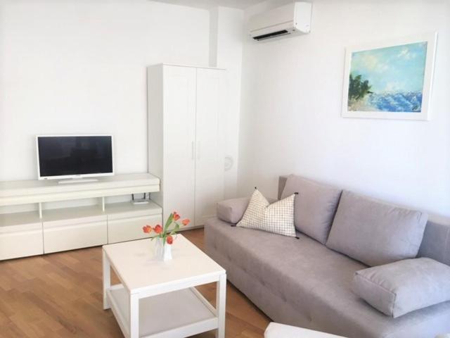 Sunshine Apartment Макарска Экстерьер фото